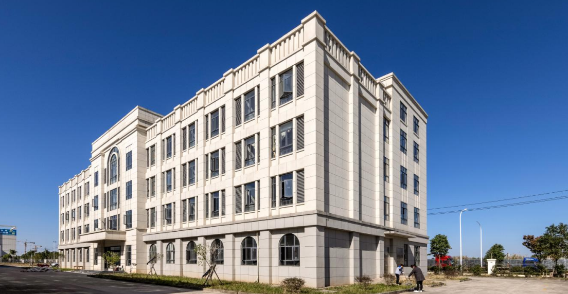 【辦公案例】極簡(jiǎn)辦公|留白之下的純粹和本真(圖2) 2.png